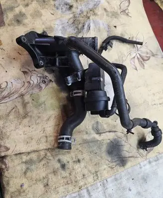 Thermostat/thermostat housing
