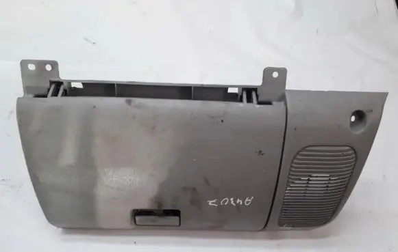 Mitsubishi Pajero Glove box mr240188