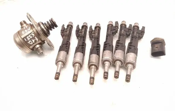 BMW 5 F10 F11 Fuel injection system set 7597870 021500109 7610761