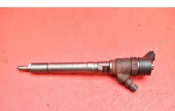 Hyundai Santa Fe Fuel injector 33800-27010