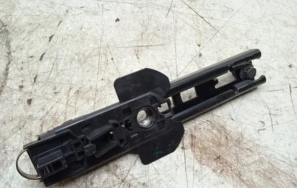 Volvo S60 Seat belt adjustment motor 616521700A