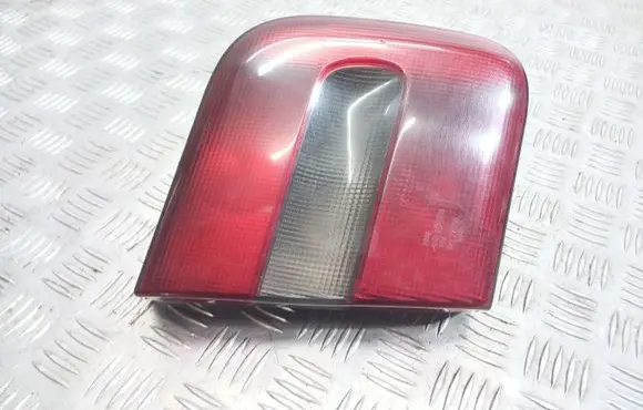 Volvo S70 V70 V70 XC Tailgate rear/tail lights 9151633