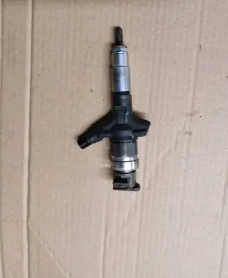 Subaru Forester SH Fuel injector 16613AA030
