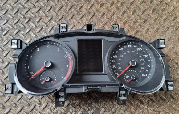 Volkswagen Tiguan Allspace Speedometer (instrument cluster) 5NA920850B