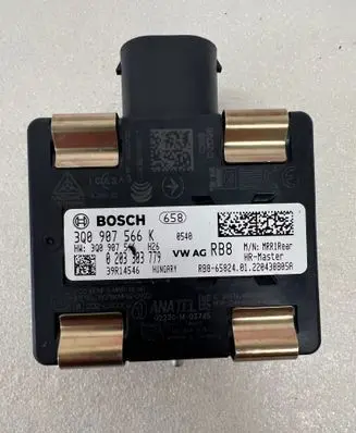 Audi Q3 F3 Distronic sensor radar 3Q0907566K 0203303779