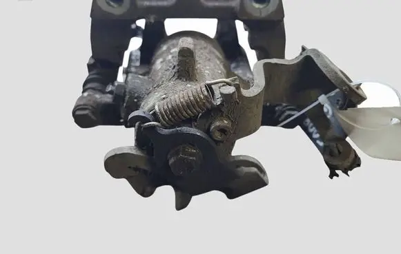 Peugeot 5008 Rear brake caliper