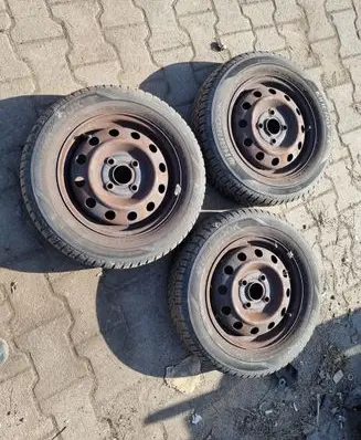 Hyundai i10 R13 alloy rim 