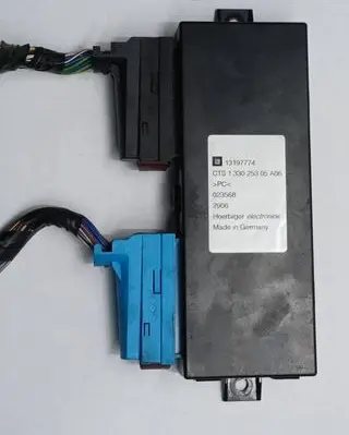 Opel Astra H Convertible roof control unit 13197774