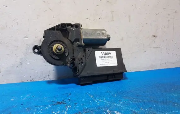 Audi A4 S4 B6 8E 8H Vent window/glass motor 959801B