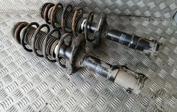Volkswagen Polo III 6N 6N2 6NF Front shock absorber with coil spring 6N0412331A