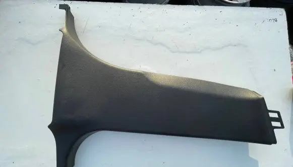 BMW X4 F26 (B) pillar trim (bottom) 7337608