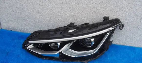 Volkswagen Golf VIII Headlight/headlamp 5H1941035