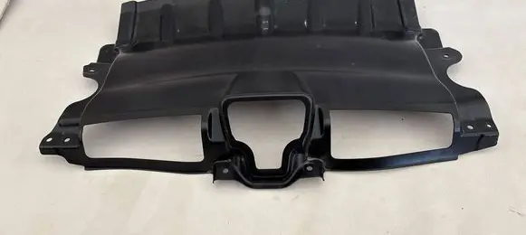 Aston Martin Vantage IV Fender grill RY63-403C52-AB