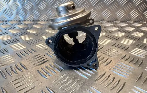 Mitsubishi Grandis EGR valve 038129637D 038131501AN