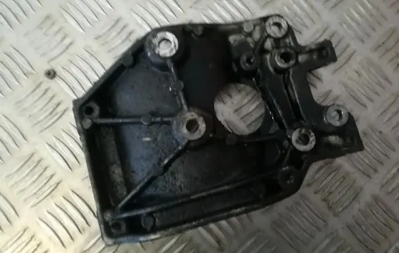 Ford Focus Engine mounting bracket 9646719580