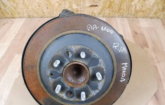 Mazda CX-5 II Stub axle KB7W2611XA
