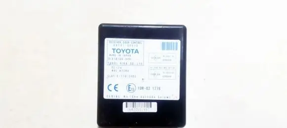 Toyota Corolla Verso AR10 Door control unit/module 897410f010 61b168-000