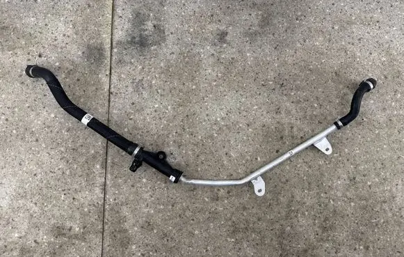 BMW X5 G05 Engine coolant pipe/hose 8598364 8470070