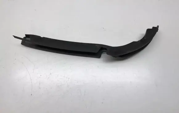 Volkswagen PASSAT B6 Front bumper mounting bracket 3C0807177