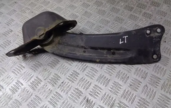 Volkswagen PASSAT B6 Rear control arm
