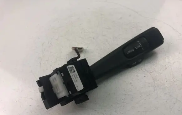 Volvo V40 Indicator stalk 31264162