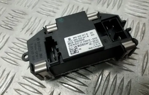 Audi A5 Sportback 8TA Heater blower motor/fan resistor 8K0820521B