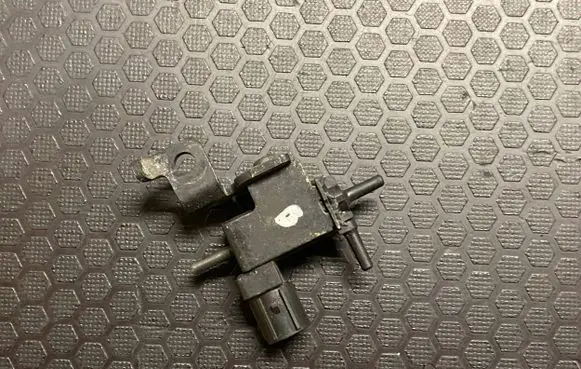 Honda CR-V Turbo solenoid valve 1846004640