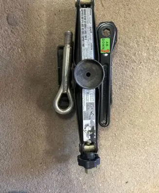 Mercedes-Benz A W169 Lift Jack A1685830715 4145810049