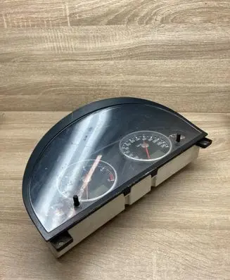 Ford Mondeo Mk III Speedometer (instrument cluster) 1S7F108412
