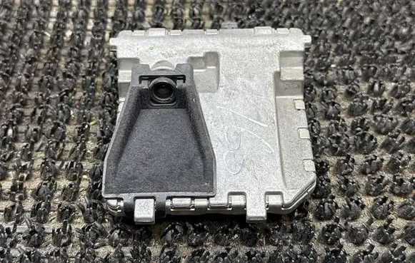 Windshield/windscreen camera