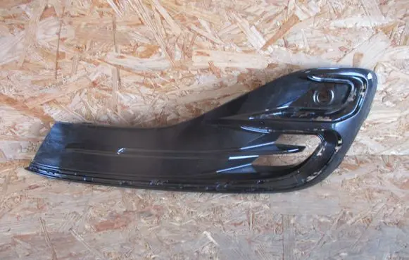 Ford Focus Front bumper lower grill NX7B15A299E
