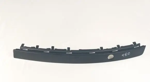 Front bumper splitter molding