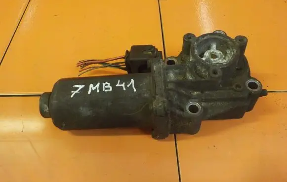 Land Rover Discovery 3 - LR3 Other gearbox part 0130008508