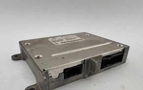Mercedes-Benz E W211 Bluetooth control unit module A2118705526 DM70697212