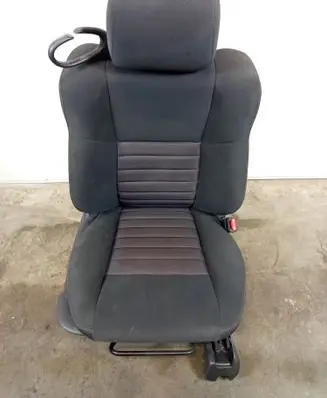Dodge Challenger Front passenger seat FOTELPRAWY