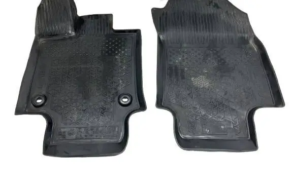 Toyota RAV 4 (XA50) Front floor mat 