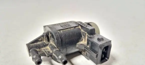 Audi A6 S6 C6 4F Turbo solenoid valve 906283a