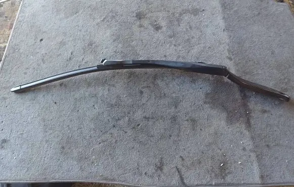 BMW 5 F10 F11 Windshield/front glass wiper blade 7182459