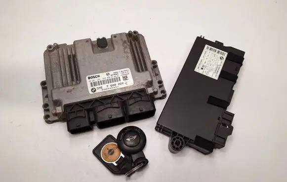 Mini One - Cooper Coupe R56 Engine ECU kit and lock set 7600020 12147600020 0261201966