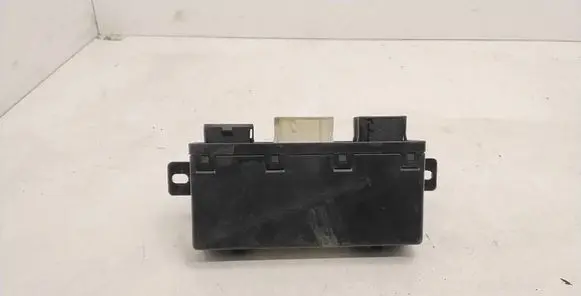 BMW 5 E39 Door control unit/module 613583748069 63533CF0 689667