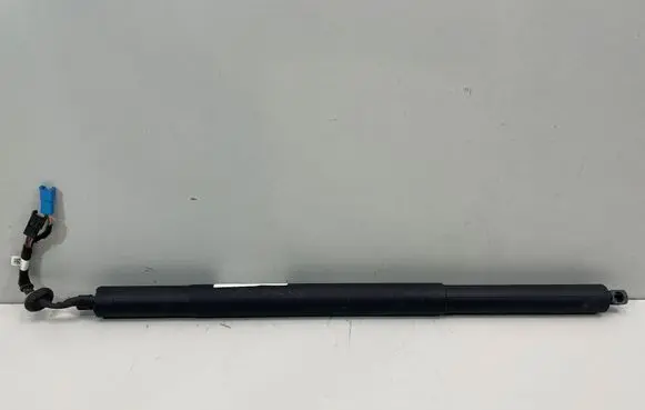 BMW X7 G07 Shock absorber/damper mounting bracket 7441811