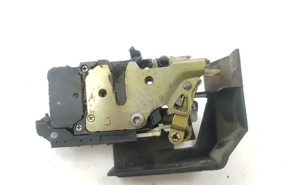 Front door lock