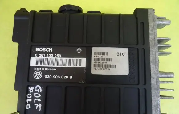 Volkswagen Polo III 6N 6N2 6NF Engine control unit/module 0261200259