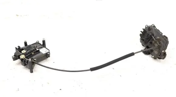 Volkswagen Caddy Rear door lock 7LA843604E5785357