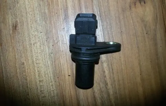 Ford Mondeo MK II Crankshaft position sensor 928f12k073a1e