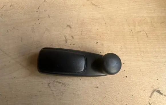 Peugeot 301 Rear door window winding handle 9653797777