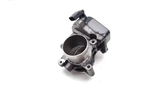 Volkswagen Passat Alltrack Electric throttle body valve 03L128063AD