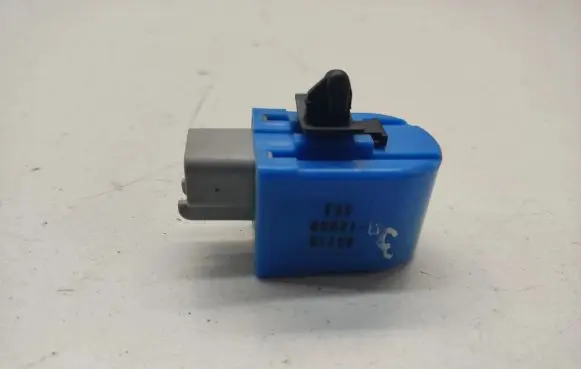 KIA Stonic Alarm movement detector/sensor 957101R000