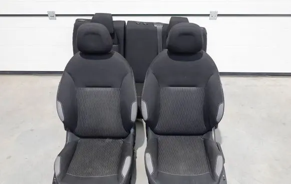 Peugeot 208 I Front driver seat FotelFoteleKanapa