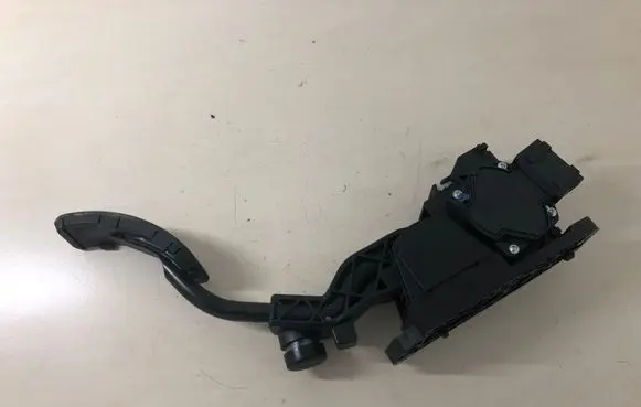 Volkswagen New Beetle Accelerator throttle pedal 0280752213 1J2723503L 684100262